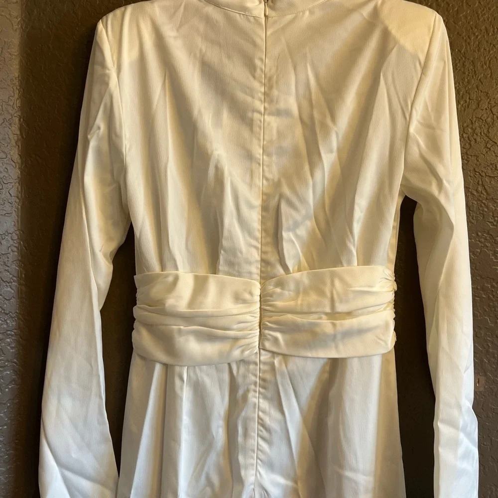 PrettyLittleThing Classic cream Jumpsuit size 6 BRAND NEW